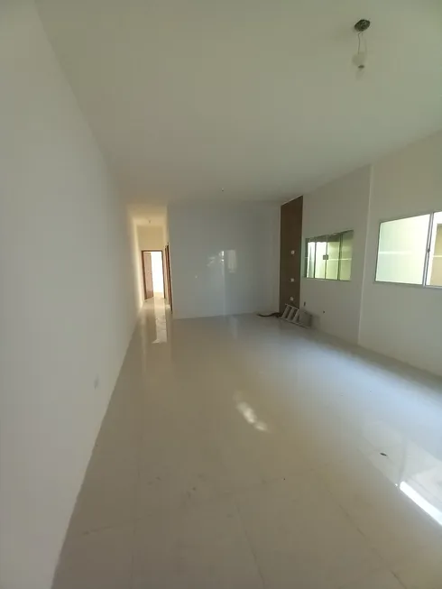 Foto 1 de Casa com 3 Quartos à venda, 90m² em Chácara Holiday, Itaquaquecetuba