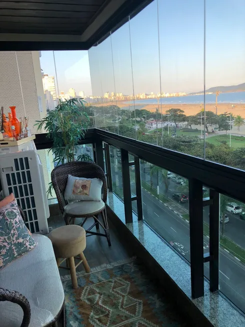 Foto 1 de Apartamento com 3 Quartos à venda, 120m² em Gonzaga, Santos