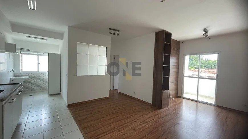 Foto 1 de Apartamento com 2 Quartos à venda, 65m² em Granja Viana, Cotia