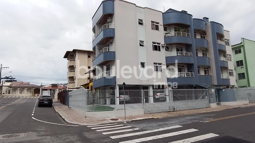 Foto 1 de Apartamento com 2 Quartos à venda, 72m² em Nossa Senhora do Rosário, São José