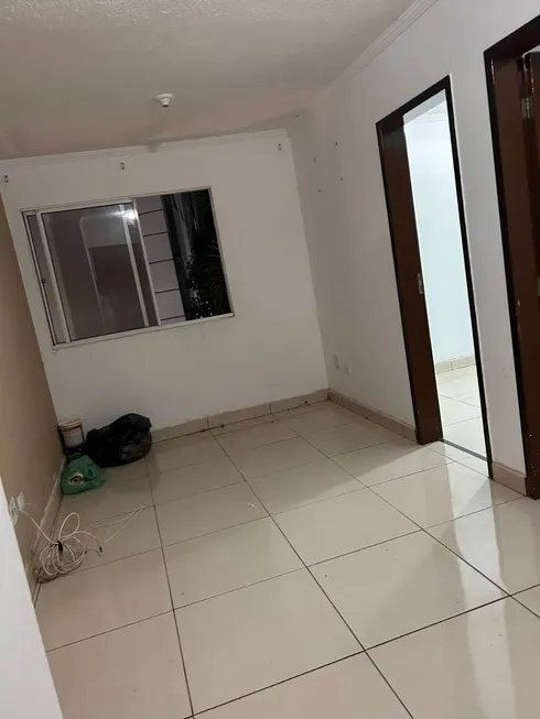 Foto 1 de Apartamento com 2 Quartos para alugar, 47m² em Parque Maraba, Taboão da Serra