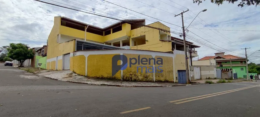 Foto 1 de Sobrado com 3 Quartos à venda, 400m² em Parque Via Norte, Campinas