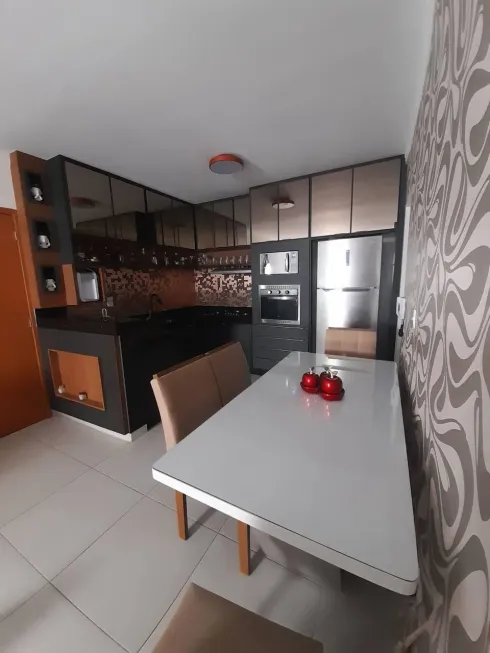 Foto 1 de Apartamento com 3 Quartos à venda, 79m² em Parque dos Pirineus, Anápolis