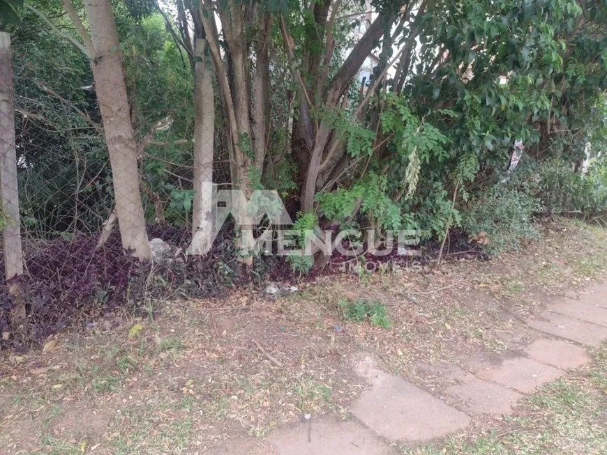 Foto 1 de Lote/Terreno à venda, 357m² em Jardim Planalto, Porto Alegre