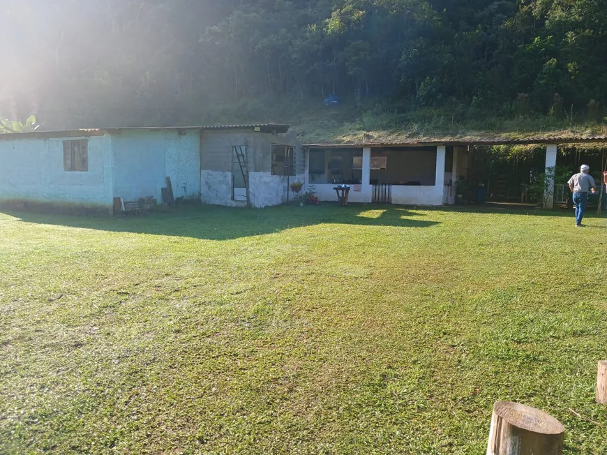 Foto 1 de Fazenda/Sítio com 2 Quartos à venda, 193000m² em Centro, Juquitiba