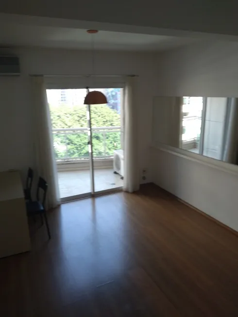 Foto 1 de Apartamento com 2 Quartos à venda, 68m² em Moema, São Paulo