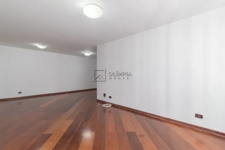 Foto 1 de Apartamento com 3 Quartos para alugar, 150m² em Jardim Paulista, São Paulo