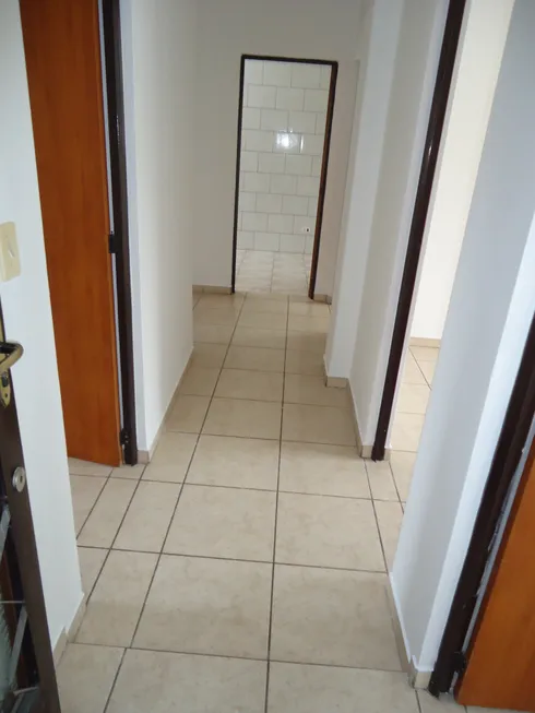Foto 1 de Apartamento com 3 Quartos para alugar, 60m² em República, São Paulo