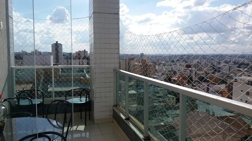 Foto 1 de Cobertura com 3 Quartos à venda, 204m² em Sagrada Família, Belo Horizonte