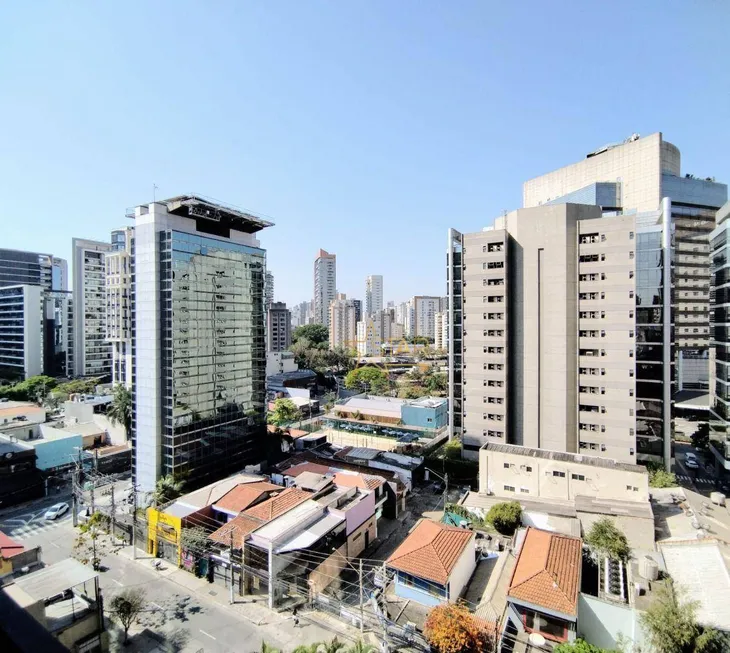 Foto 1 de Apartamento com 1 Quarto à venda, 90m² em Vila Olímpia, São Paulo