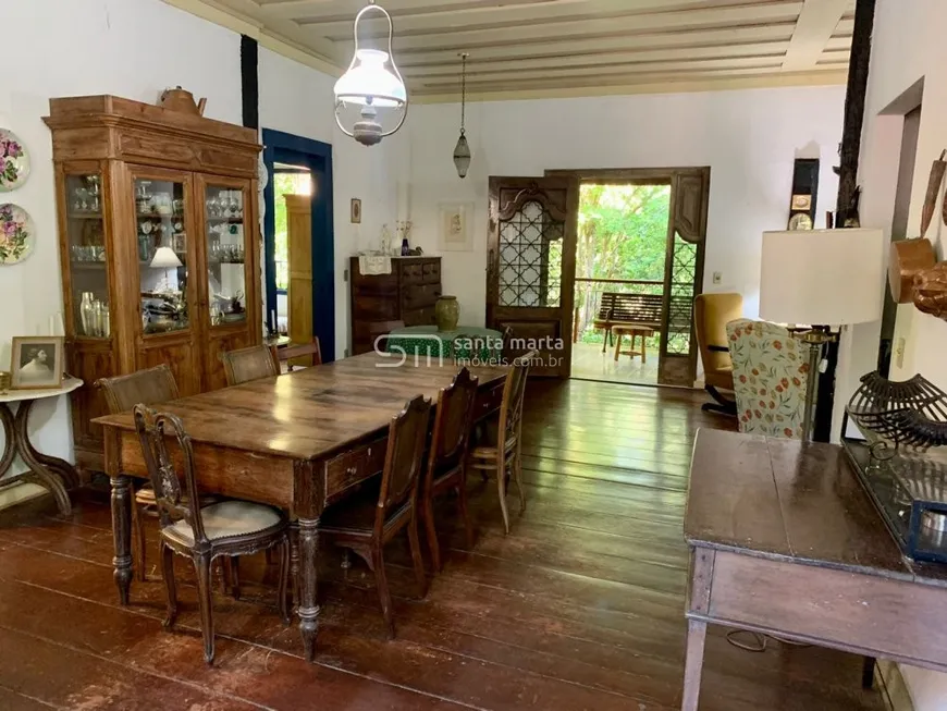 Foto 1 de Fazenda/Sítio com 3 Quartos à venda, 185m² em , Bananal