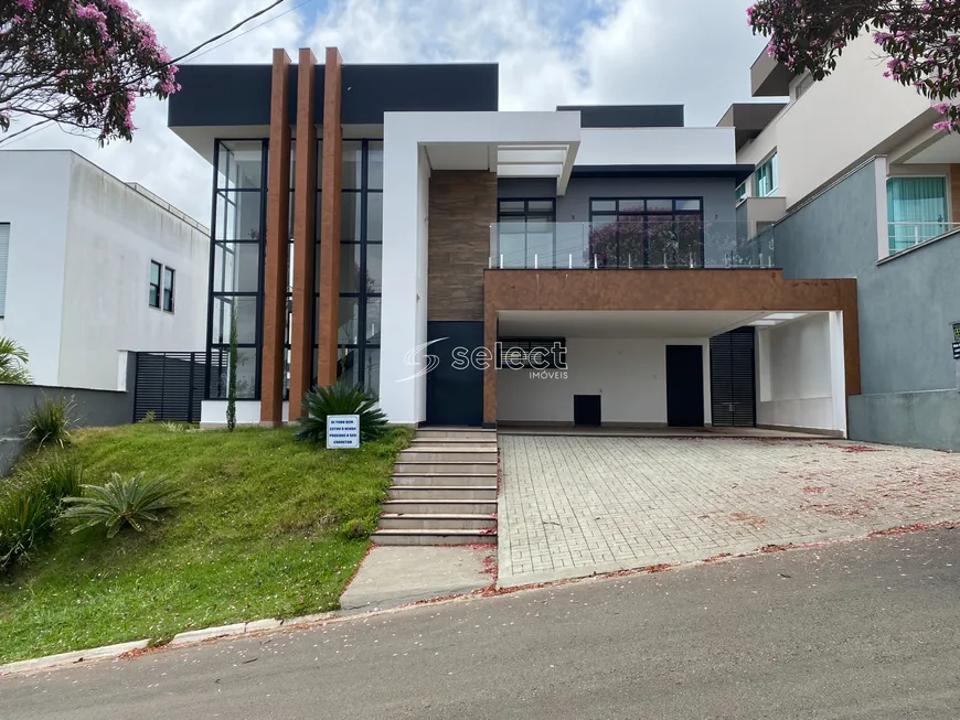 Foto 1 de Casa de Condomínio com 4 Quartos à venda, 300m² em Spina Ville II, Juiz de Fora