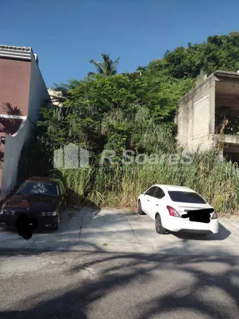 Foto 1 de Lote/Terreno à venda, 250m² em  Vila Valqueire, Rio de Janeiro