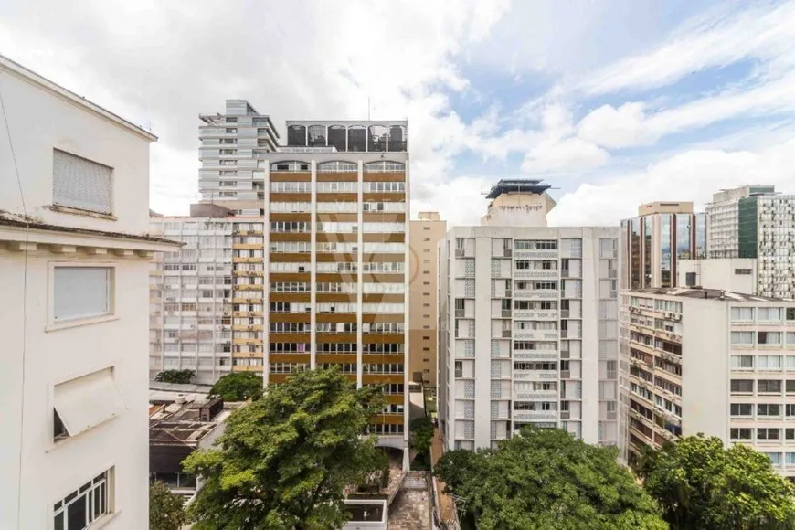 Foto 1 de Apartamento com 2 Quartos para alugar, 100m² em Jardim América, São Paulo