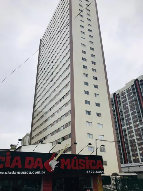 Foto 1 de Apartamento com 1 Quarto para alugar, 27m² em Rebouças, Curitiba