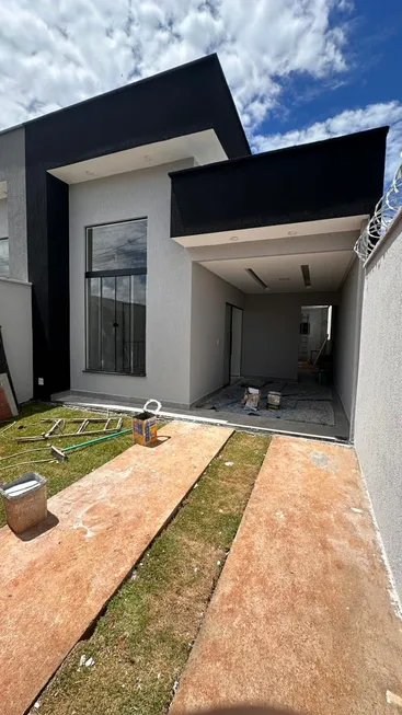 Foto 1 de Casa com 2 Quartos à venda, 84m² em Setor Parque Tremendão, Goiânia