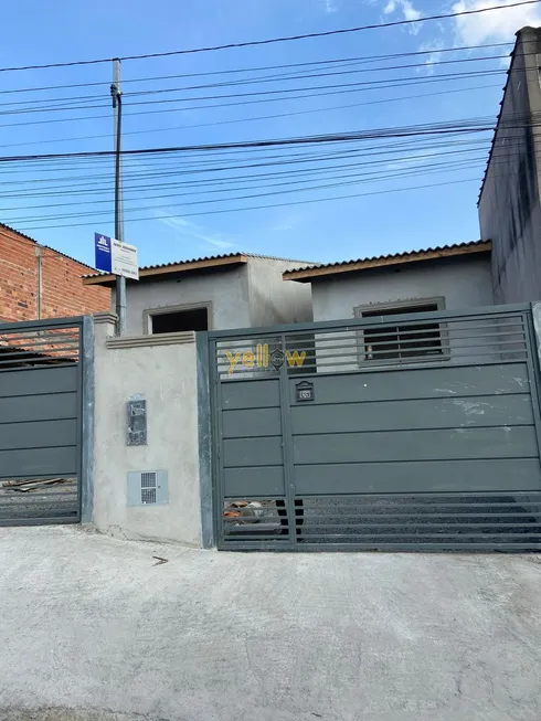 Foto 1 de Casa com 2 Quartos à venda, 65m² em Jardim Itaquá, Itaquaquecetuba