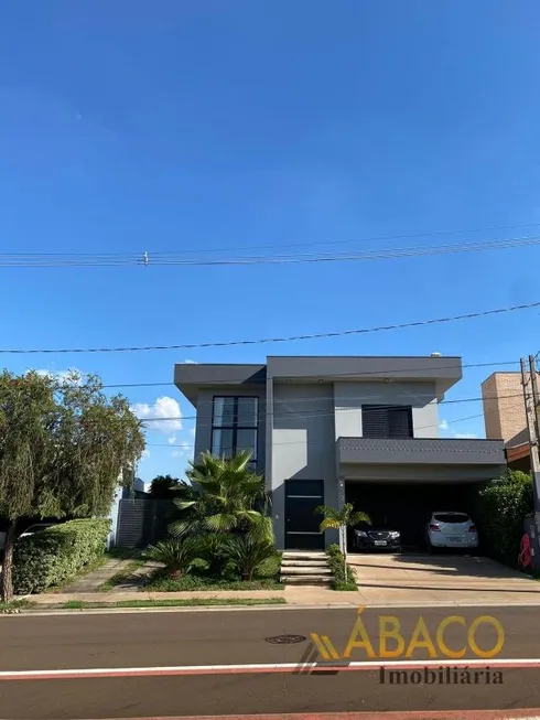 Foto 1 de Sobrado com 3 Quartos para alugar, 353m² em Damha II, São Carlos