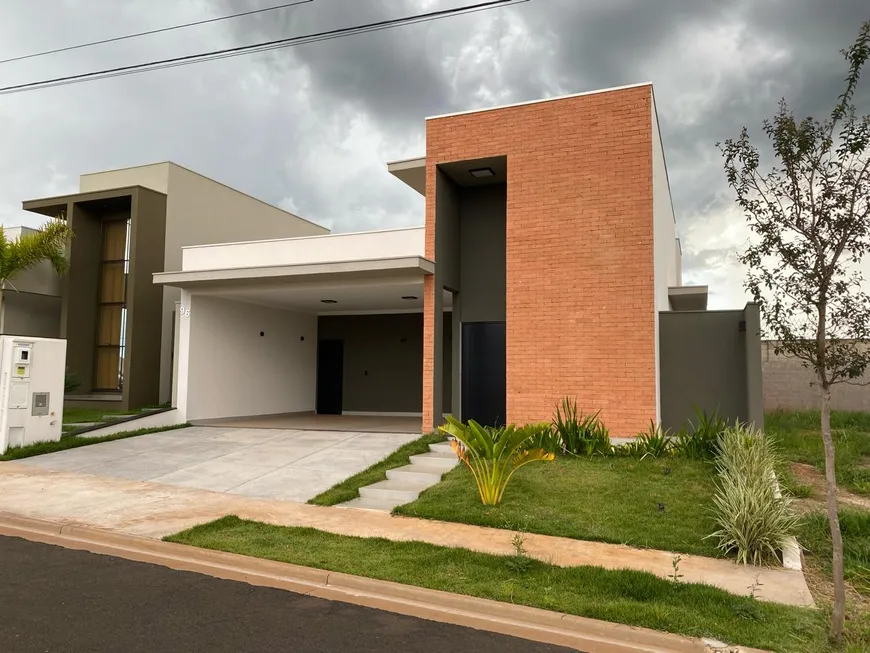 Foto 1 de Casa de Condomínio com 3 Quartos à venda, 171m² em Parque Faber Castell I, São Carlos