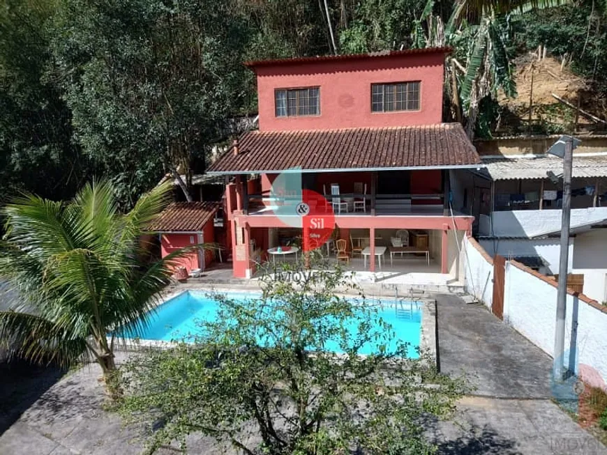 Foto 1 de Casa com 4 Quartos à venda, 800m² em Monte Olivete, Guapimirim