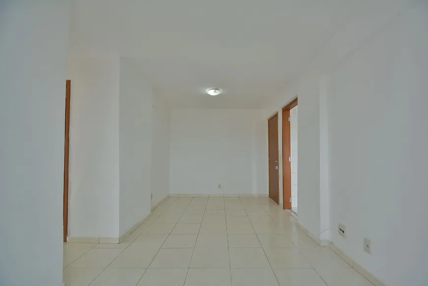 Foto 1 de Apartamento com 3 Quartos à venda, 69m² em Samambaia Norte, Samambaia