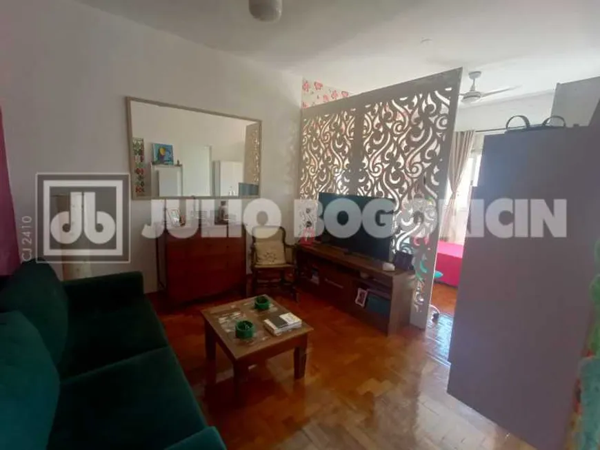 Foto 1 de Apartamento com 1 Quarto à venda, 55m² em Centro, Rio de Janeiro