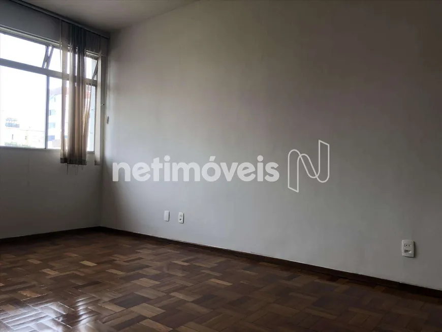 Foto 1 de Apartamento com 3 Quartos para alugar, 75m² em Coração Eucarístico, Belo Horizonte