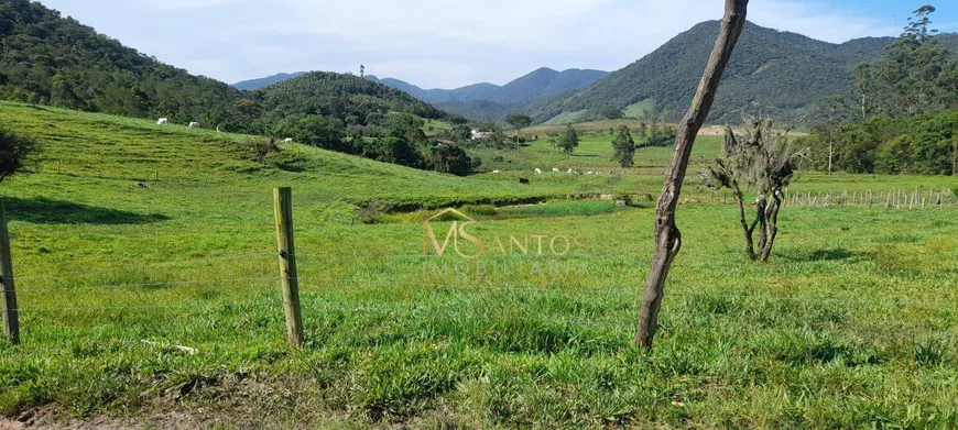 Foto 1 de Fazenda/Sítio com 1 Quarto à venda, 200m² em , Imaruí