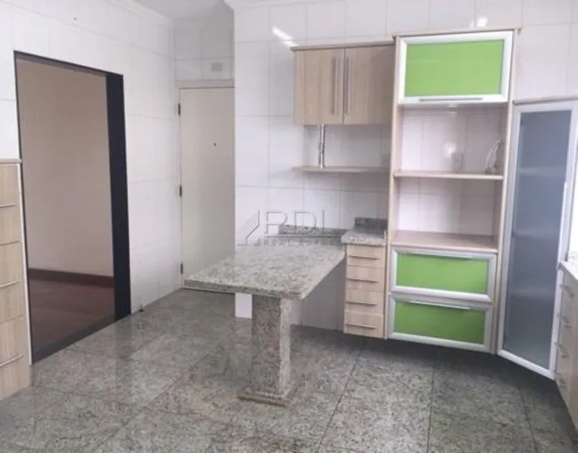 Foto 1 de Apartamento com 4 Quartos à venda, 198m² em Vila Gilda, Santo André