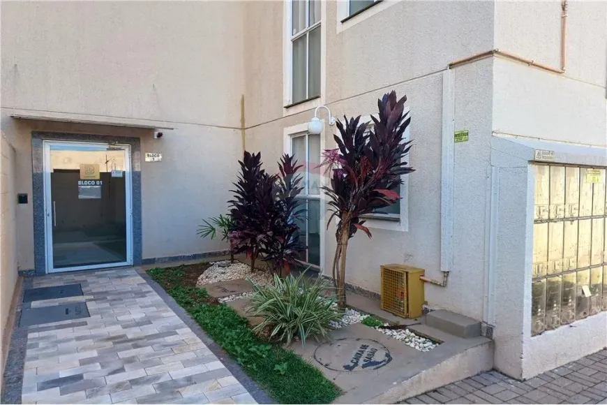 Foto 1 de Apartamento com 2 Quartos para alugar, 39m² em Conjunto Residencial Frei Fidelis, Botucatu