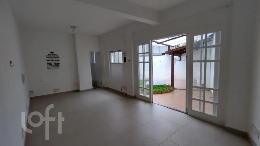 Foto 1 de Casa com 3 Quartos à venda, 300m² em Vila Olímpia, São Paulo