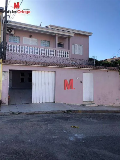 Foto 1 de Casa com 3 Quartos à venda, 244m² em Vila Jardini, Sorocaba