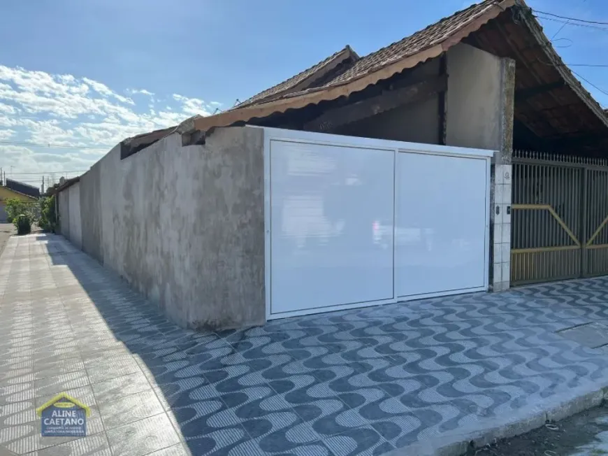 Foto 1 de Casa com 2 Quartos à venda, 75m² em Vila Assunção, Praia Grande