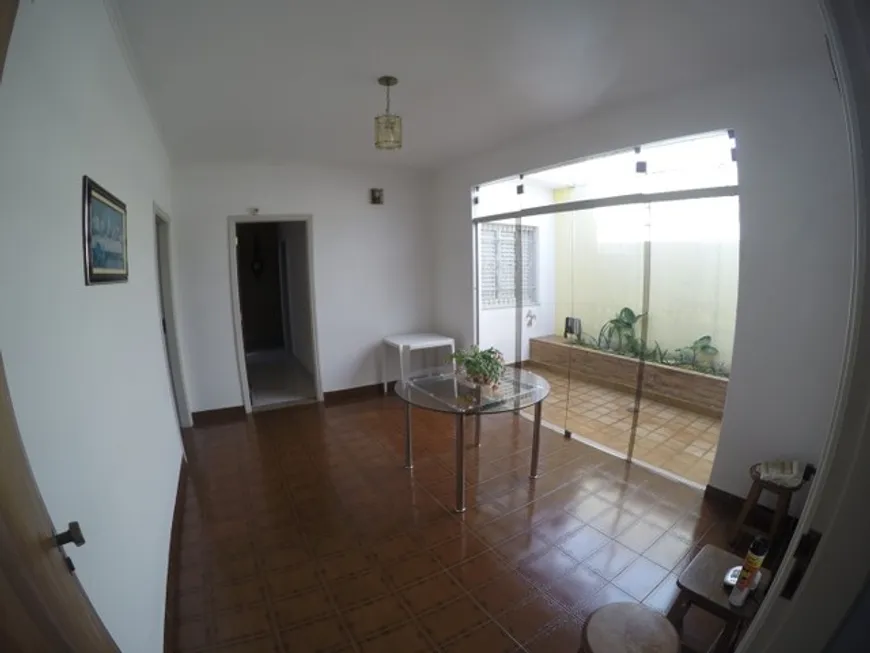 Foto 1 de Casa com 3 Quartos à venda, 260m² em Jardim Nova Europa, Campinas