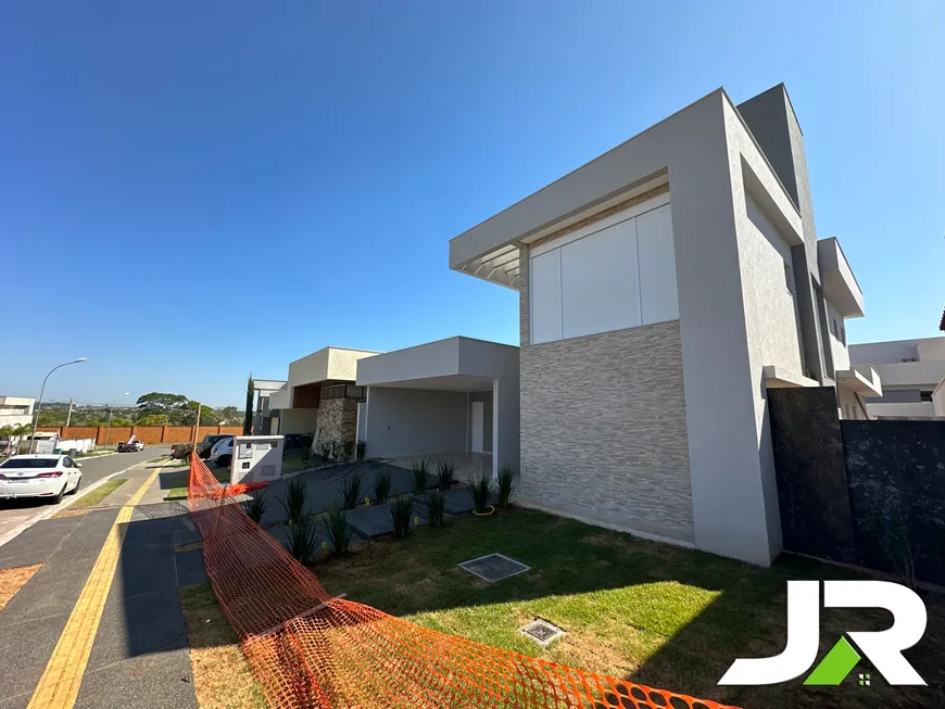 Foto 1 de Casa de Condomínio com 4 Quartos para alugar, 245m² em Residencial Goiânia Golfe Clube, Goiânia