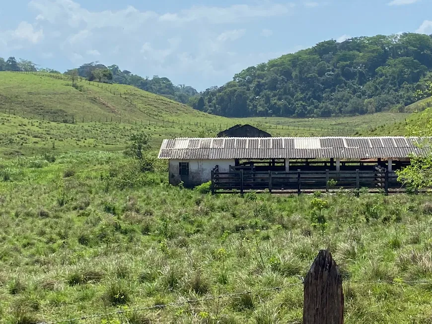 Foto 1 de Fazenda/Sítio à venda em Papucaia, Cachoeiras de Macacu