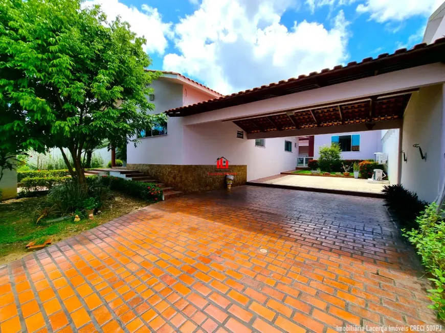Foto 1 de Casa de Condomínio com 4 Quartos à venda, 380m² em Ponta Negra, Manaus