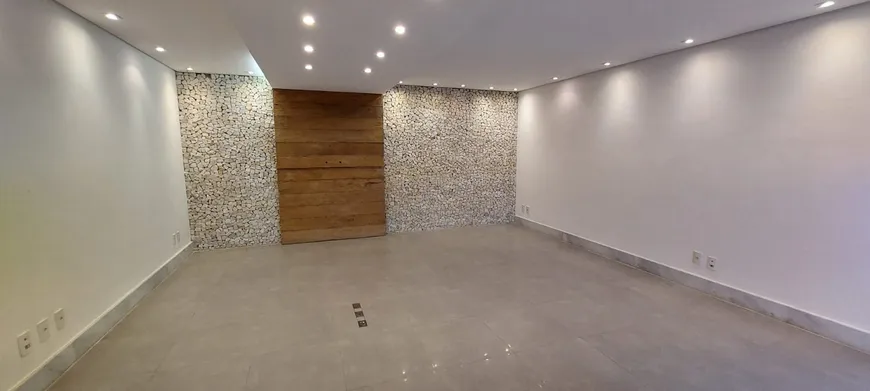 Foto 1 de Imóvel Comercial com 7 Quartos para alugar, 250m² em Água Branca, São Paulo