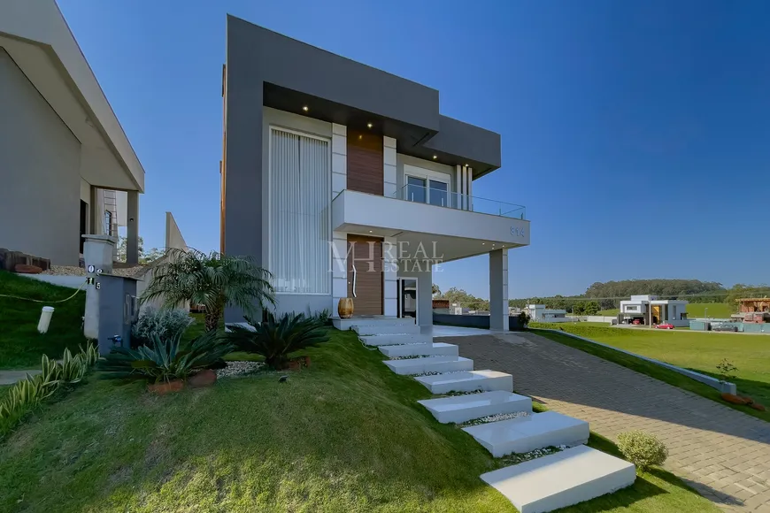 Foto 1 de Casa de Condomínio com 3 Quartos à venda, 240m² em Sanga Funda, Nova Santa Rita