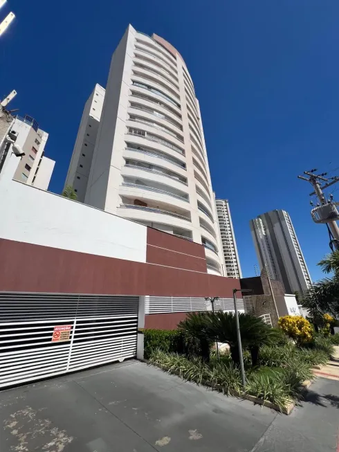 Foto 1 de Apartamento com 3 Quartos à venda, 121m² em Duque de Caxias II, Cuiabá