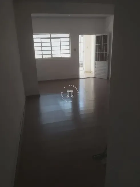 Foto 1 de Casa com 2 Quartos à venda, 70m² em Vila Santa Rosa, Jundiaí