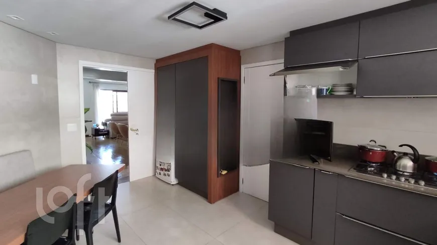 Foto 1 de Apartamento com 4 Quartos à venda, 248m² em Centro, Florianópolis