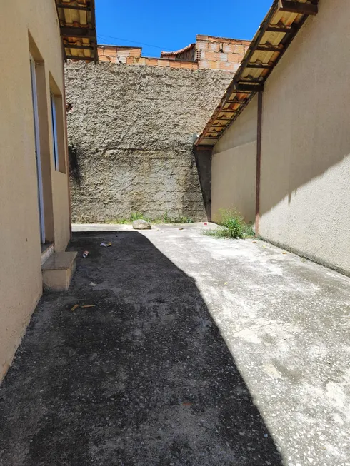 Foto 1 de Casa com 2 Quartos à venda, 69m² em Floresta Encantada, Esmeraldas