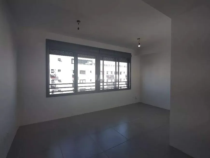 Foto 1 de Apartamento com 1 Quarto para alugar, 25m² em Cidade Baixa, Porto Alegre