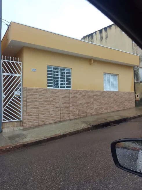 Foto 1 de Casa com 1 Quarto para alugar, 70m² em Vila Campos Sales, Jundiaí