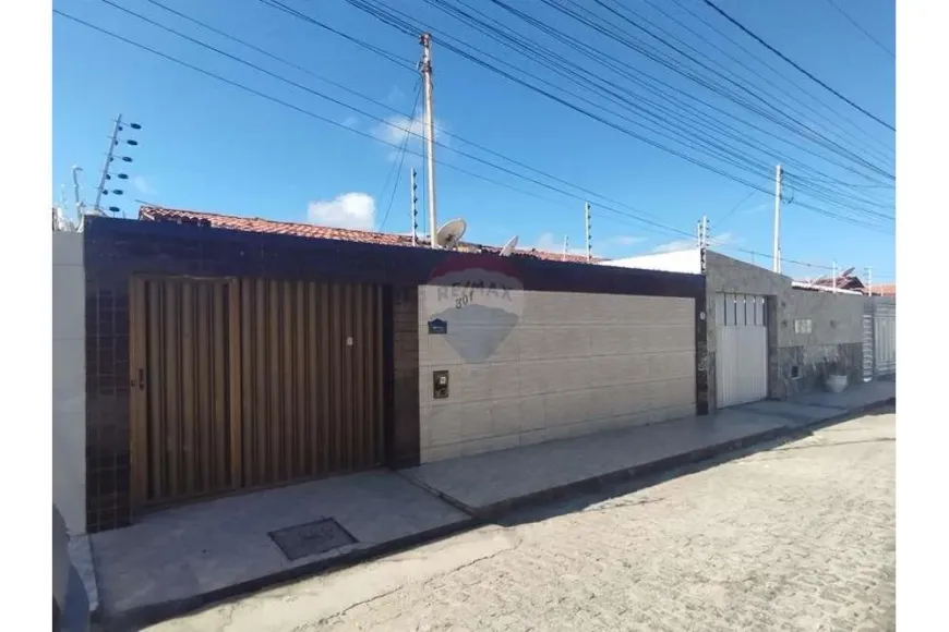 Foto 1 de Casa com 3 Quartos à venda, 180m² em Aeroporto, Aracaju