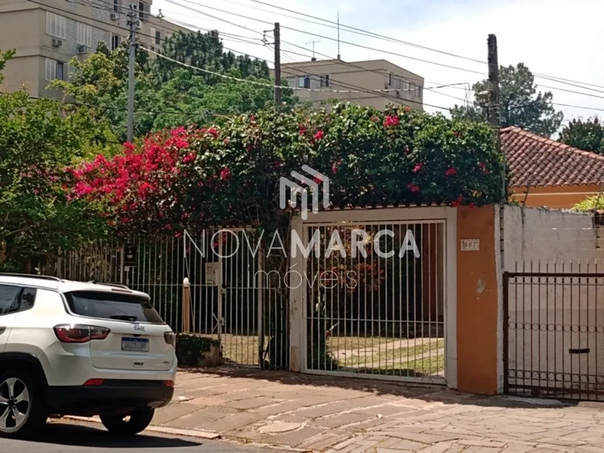 Foto 1 de Casa com 3 Quartos à venda, 206m² em Jardim Botânico, Porto Alegre