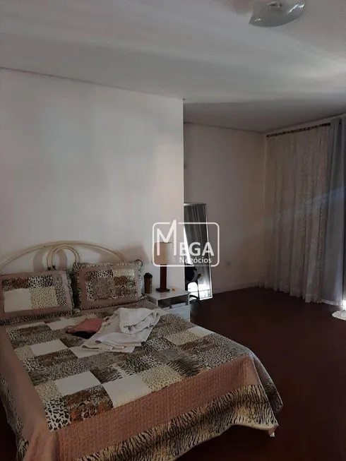 Foto 1 de Casa com 2 Quartos à venda, 209m² em Jardim do Líbano, Barueri