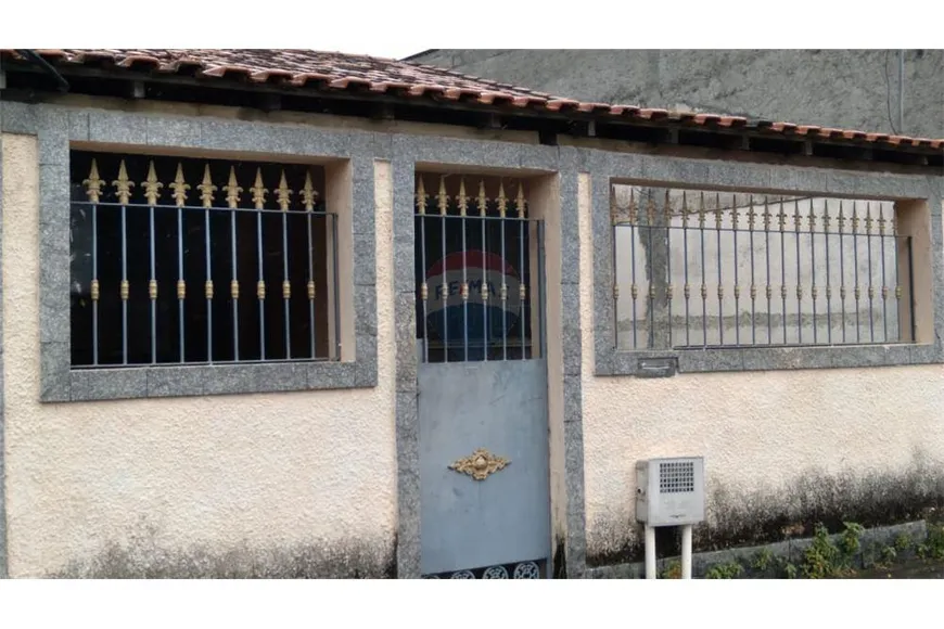 Foto 1 de Casa com 2 Quartos à venda, 77m² em Santíssimo, Rio de Janeiro