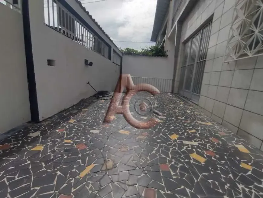 Foto 1 de Casa com 3 Quartos à venda, 300m² em Vista Alegre, Rio de Janeiro